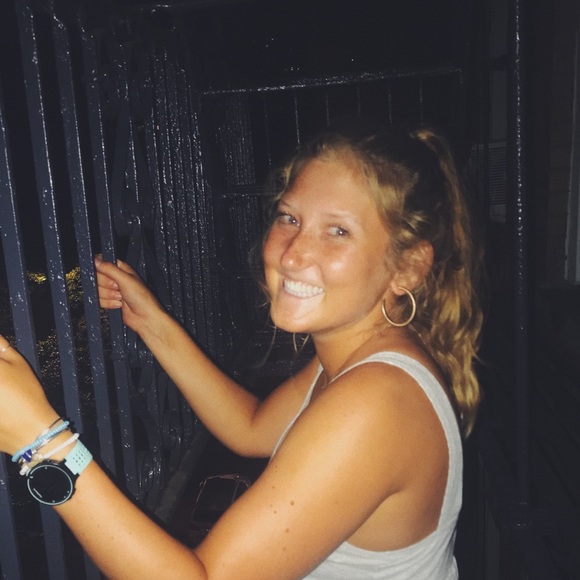 Meet your Posher, Katrina - Picture 1 of 1